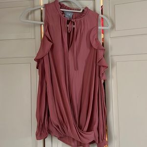 XS cold shoulder top